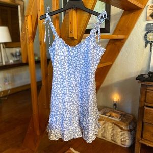 SUMMER FLORAL MINI DRESS